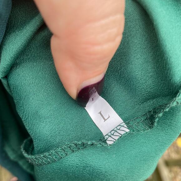 Unbranded Green Swiss Dot Long Sleeve V-Neck Dress Large - Picture 3 of 5